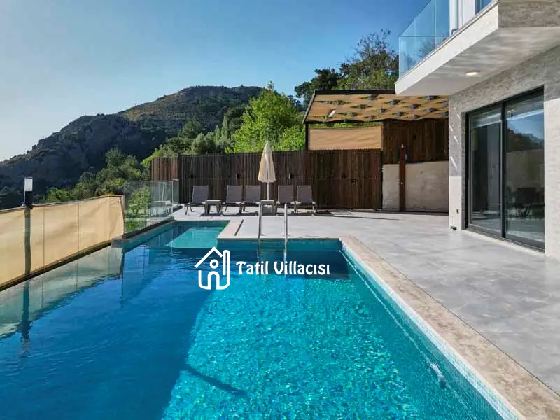 Villa Blue Diamond