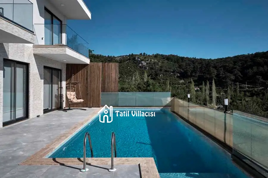 Villa Blue Diamond