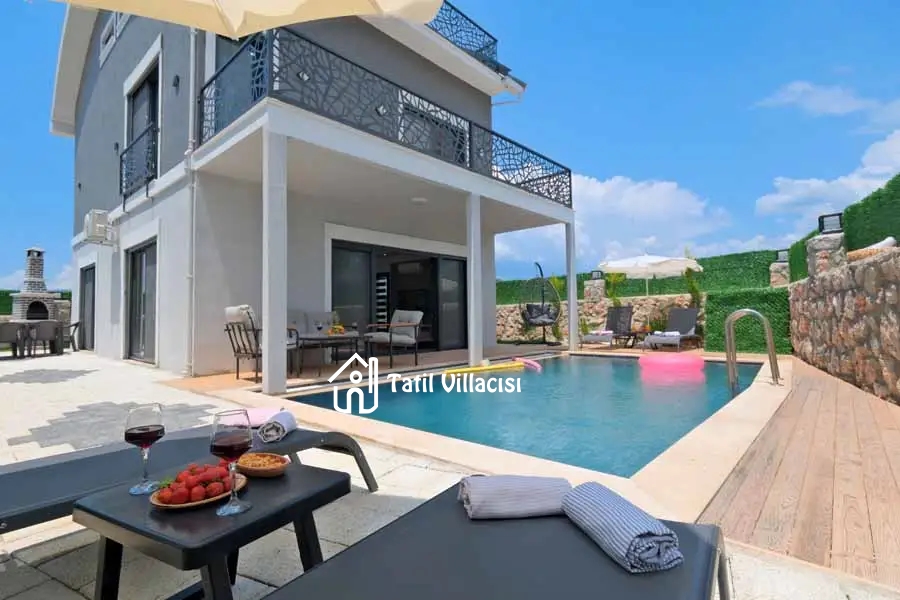 Villa Holiday