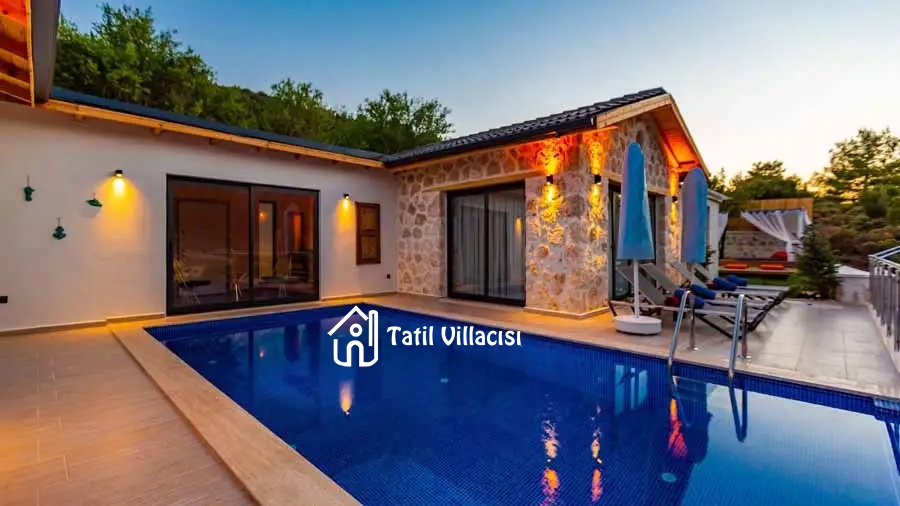 Villa Moon House